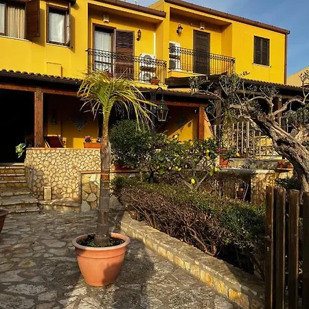 Villa Vista Mare Cornino